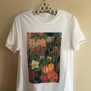 Urban Outfitters Tee - wildflower graphic